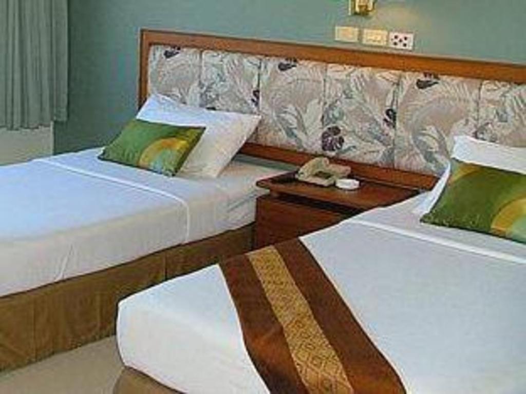 Hotel The Park 2*